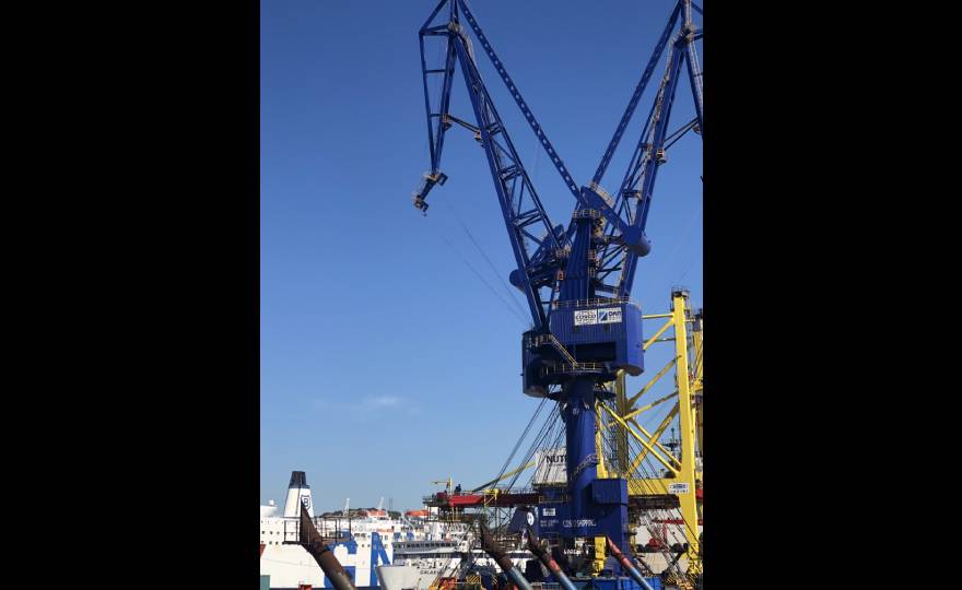 Perama Ship Repair Zone Undergoes Upgrade with Acquisition of Additional State-of-the-Art Shipbuilding Cranes